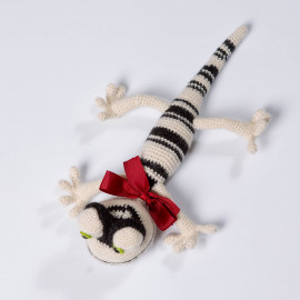 The lizard is a wonderful gift for a baby. Crochet Soft Lizard